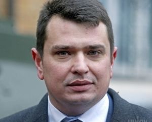 Чому обшукують НАБУ і хто має рацію