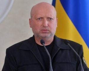 Війна на Донбасі: Турчинов розповів про два сценарії (ВІДЕО)
