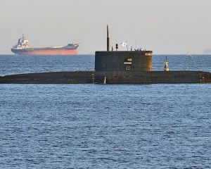 Російський підводний човен