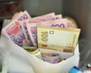 Зарплати в Україні 2016: які спеціалісти отримують 25 тис. грн (ІНФОГРАФІКА)