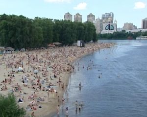 Погода в Україні: дощі припиняться (КАРТА)