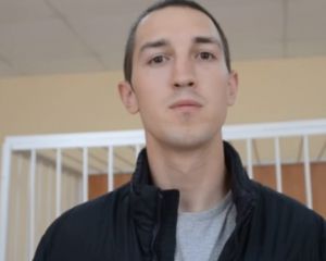 Российский оппозиционер получил 1,5 года тюрьмы за репост в соцсети (ВИДЕО)