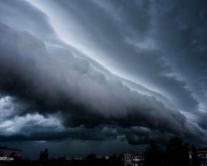 Фантастические тучи над Черниговом (ФОТО)