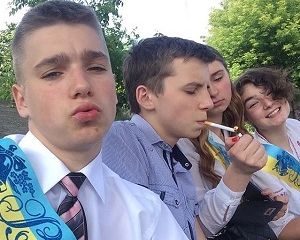 Последний звонок 2016: водка на природе и сигареты в зубах (ФОТО, ВИДЕО, ОБНОВЛЕНО)
