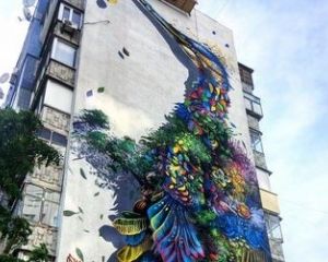 Мурал жар-птица в Киеве