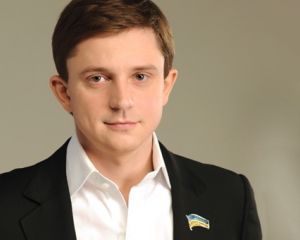 День Киева: Кличко на велосипеде, Береза – дома, Довгий – в Пирогово