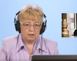 Реакция бабушек из РФ на клип Ленинграда