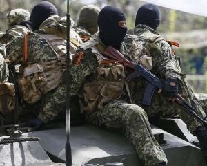Бойовики звозять Гради у центр Перевальська