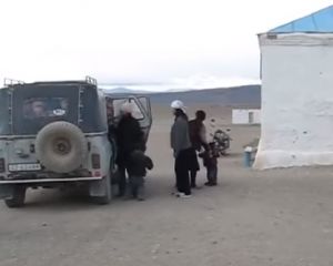 36 монгольців помістилися у