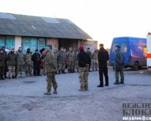 Участники блокады Крыма прекращают проверки граждан и транспорта