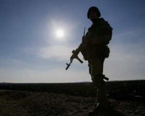 Боевые столкновения в АТО: раненные боевики бежали с убитыми на руках (ВИДЕО)