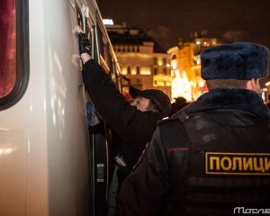 Под ФСБ на Лубянке задержали активистов (ФОТО)