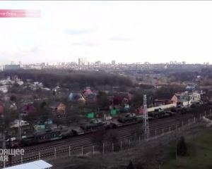 Поезд с танками двигается из Ростова в сторону украинской границы (ВИДЕО)