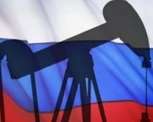 Нефть тянет Россию на дно: в экономике полнейший коллапс – экономист