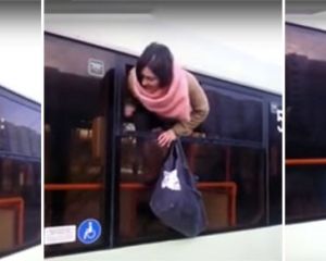 В Минске девушка сбежала от кондуктора через окно троллейбуса (ВИДЕО)