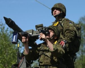 НАТО стянет войска на границу с Россией