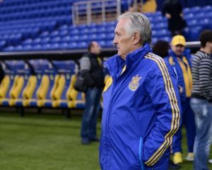 В ФФУ отказались увольнять Фоменко