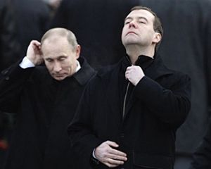 Путин и Медведев чаепитием нарвались на шутки в сети (ФОТО)