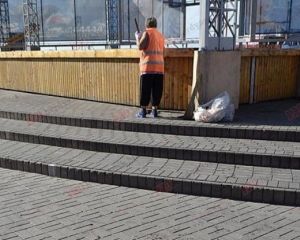 Драка со стрельбой в Бердянске: центр в крови, пострадавшие в реанимации (ФОТО)