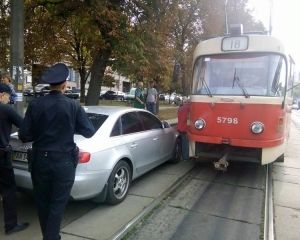 Герой парковки остановил Киев (ФОТО)