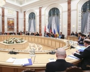 В Минске договорились о мире: названо дату прекращения огня
