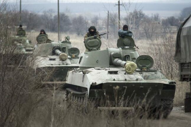 З чим воюють бойовики на Донбасі: надпотужні танки, Смерчі та новітні БТРи