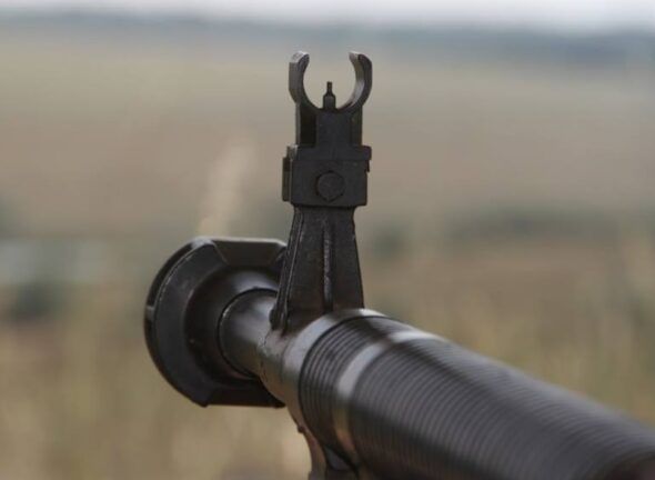 Война на Донбассе: боевики целились по Авдеевке из танков и минометов