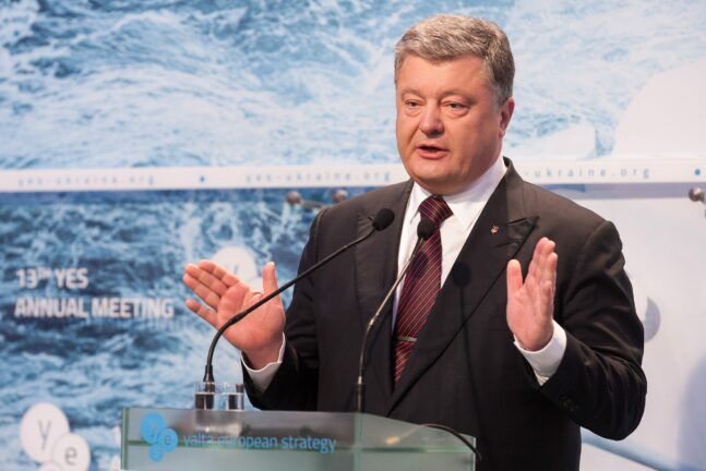 Порошенко: Мы никогда не будем торговать Крымом