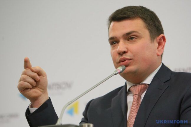 Декларация Сытника: квартира в Броварах, 250 тыс. грн и $ 10 тыс. наличными