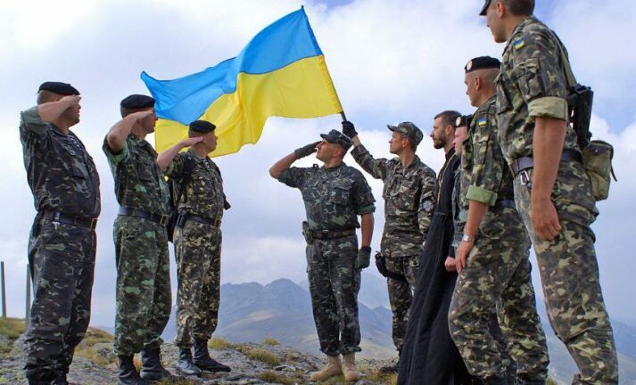 Порошенко ветировал закон о военной службе