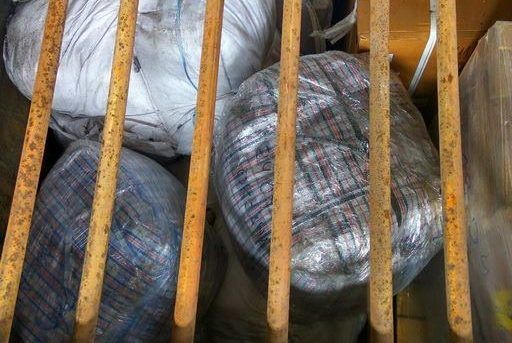 Викрито нелегальний канал постачання товарів до