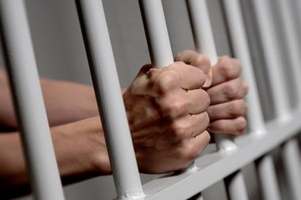 22 убивства, 10 зґвалтувань, 4 сотні крадіжок: звільнені за законом Савченко