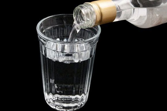 Отруйний алкоголь в Україні: кількість смертей різко зростає