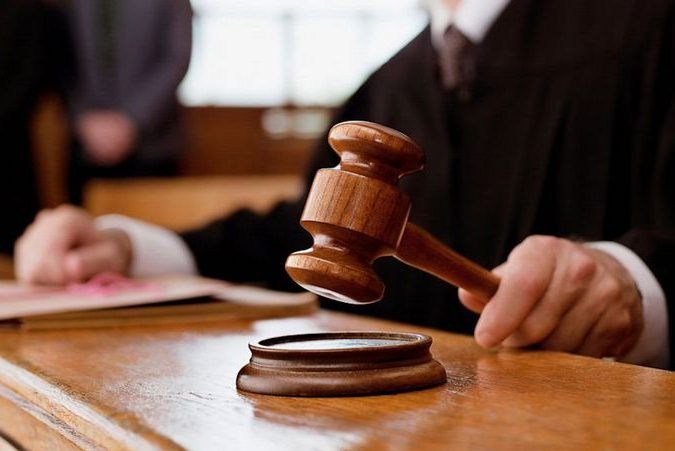 Судью задержали на взятке в Днепре