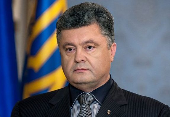 Вы предлагаете сдаться России?