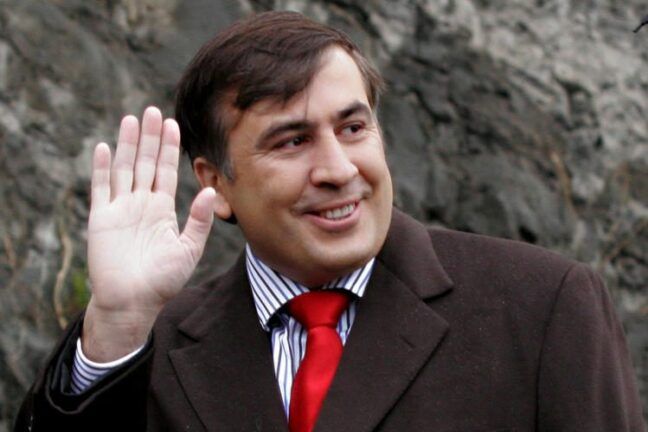 Саакашвілі та Деканоїдзе можуть покинути Україну через вибори у Грузії