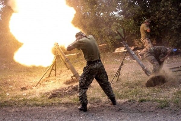Война на Донбассе: боевики выпустили 380 снарядов вблизи Широкино