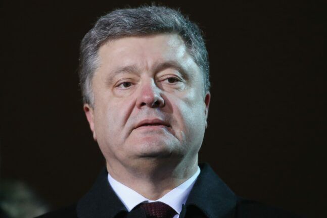 Порошенко просить підвищити зарплати мінімум на 20-30%
