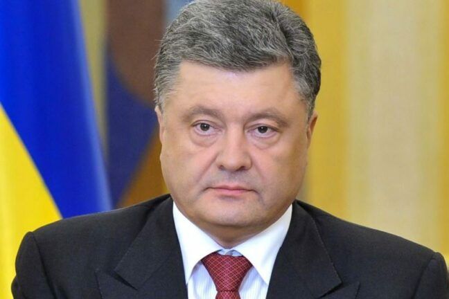 Порошенко просить Раду скасувати е-декларування для борців із корупцією