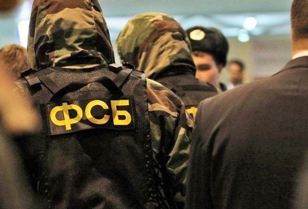 ”Война” между СБУ и ФСБ: украинские псевдодиверсанти и российские дезертиры