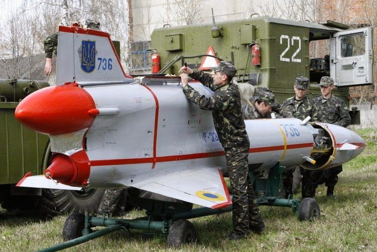 Україна попередила про небезпеку у повітряному просторі біля Криму