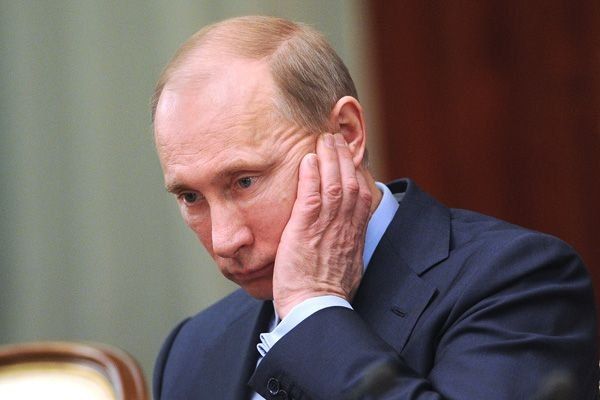 Путін назвав головну причину спаду економіки Росії