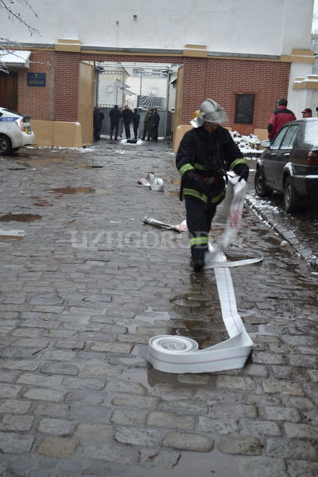 i05_fit_content_width_watermark