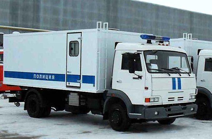 У Москві автозаки окропили святою водою Москва