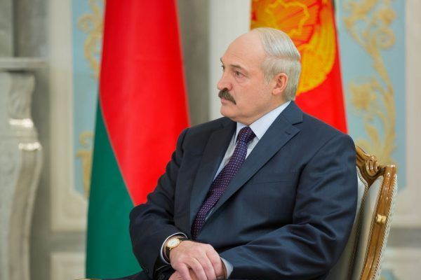 Кусок мяса из Беларуси не лезет: Лукашенко выругал Кремль
