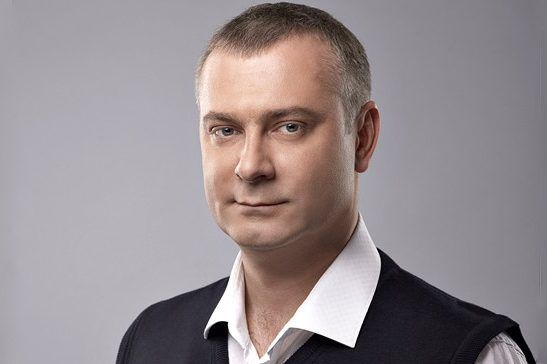 Депутат блока Порошенко с трибуны Рады призвал перейти на договорные отношения с регионами