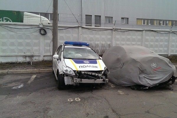 В Киеве полицейский автомобиль