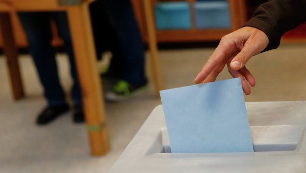 Румыния, Македония, Киргизия выбирают депутатов, а Приднестровье