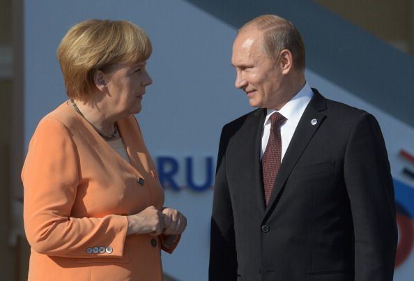 Bild: Путин готовит провал Меркель на выборах