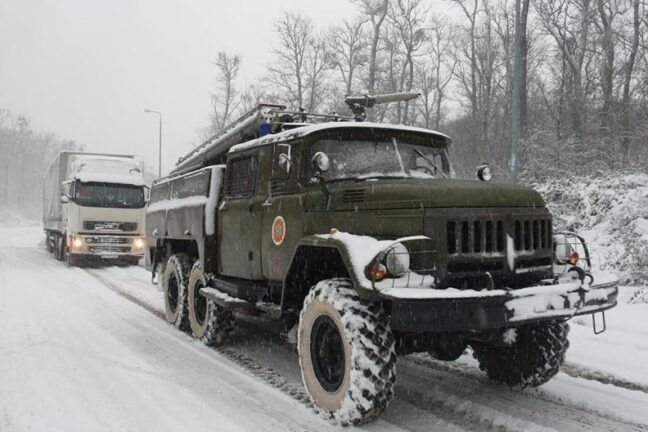 У Святвечір заметіль відключила світло у 7 областях, 60 авто застрягли під Одесою